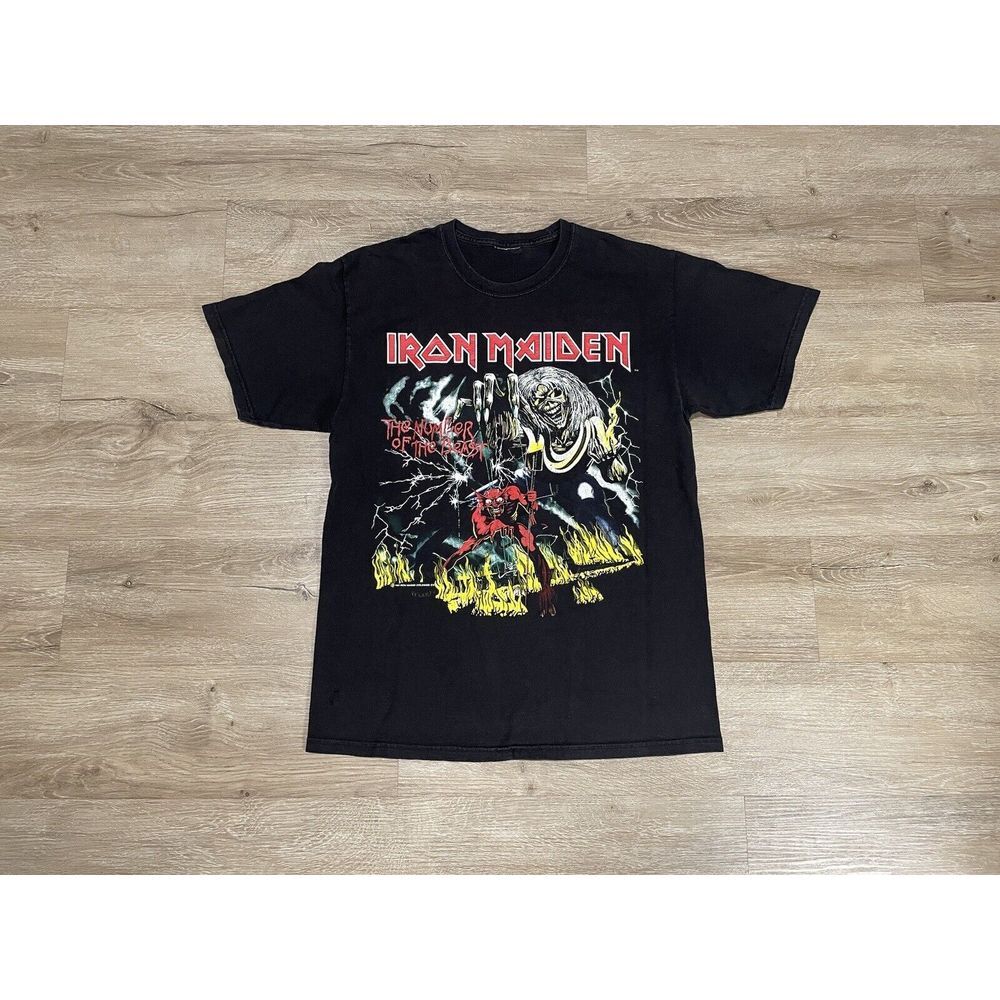 Vintage IRON MAIDEN Number Of The BEAST Sz M Black T-Shirt 1982 Concert Tour Men